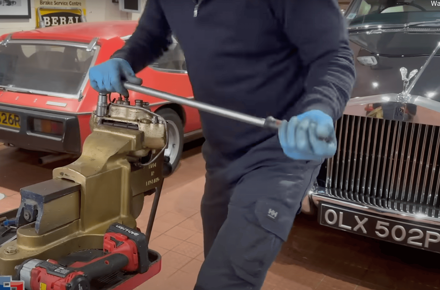 Classic Obsession: Restoring a Rolls-Royce Corniche | Rear Brake Caliper Rebuild | Video Tutorial